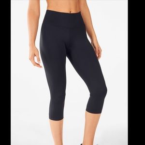 Fabletics Cropped Leggings Black size S